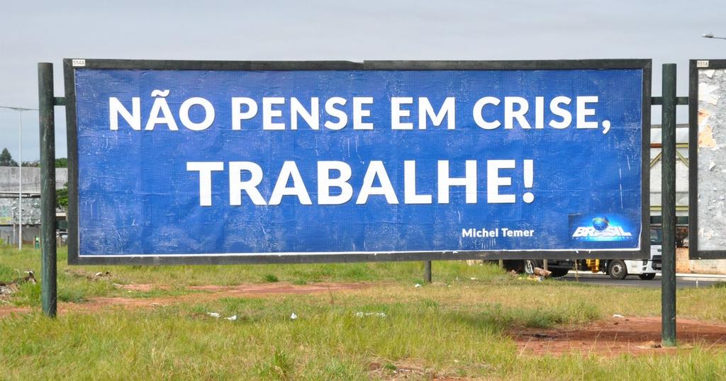 Slogan do Governo Federal, que propôs o PL 6.