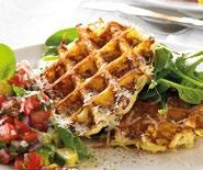 Batata rosti com salsa mexicana RENDE 8 waffles PREPARO 25 Cozimento 30 Ingredientes 2 kg de batatas descascadas e raladas 3 ovos 1 abacate cortado em pedaços 250 g de creme de leite 2 colheres de