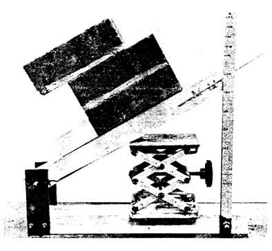 Capítulo 2: Estudos apresentados na literatura 26 unidades não-grauteadas, para prever a resistência ao cisalhamento de juntas de alvenaria com blocos de concreto: τ = a + b σ Equação 2.