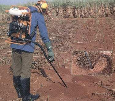 Outra opção que nós temos é termonebulização, porém ela é mais cara, por causa do equipamento.