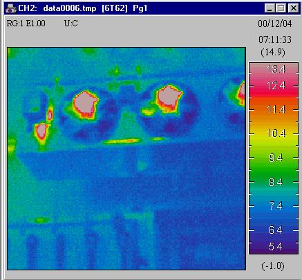 João Garcia, Paulo Fontes Figura 4 Imagem termográfica de evaporador das câmaras frigoríficas O temograma seguinte (figura 5) refere-se à imagem termográfica obtida de uma aresta interior e