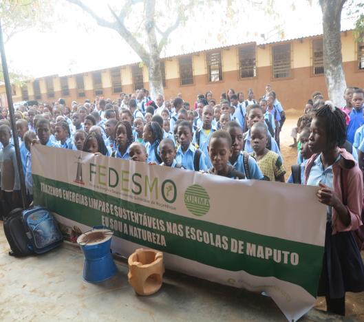 c) Recursos naturais e Meio Ambiente Nome do Projecto: Promoção de Fogões Melhorados em Moçambique Promotion of improved stoves in Mozambique/NNV Cliente/Financiador: NNV (Amigos do Ambiente) Local: