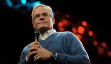 Bill'Hybels'' Cometemos'um'erro"' Cometemos um erro. O que deveríamos ter feito quando as pessoas cruzaram a linha da fé e se tornaram cristãos.