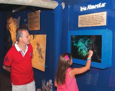 Á Ã Q Ç Ê otos: lovis astro ontinuação da matéria de capa exposição permanente do spaço oral ivo ucugê agora alia alta tecnologia com o acervo centenário natural de colônias de corais do rasil e do