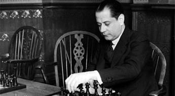 Jogando classe de xadrez por décadas, sendo um autor eminente de xadrez, um dos pioneiros do xadrez de computador e um mestre de xadrez em seus últimos anos, Botvinnik é amplamente considerado como o