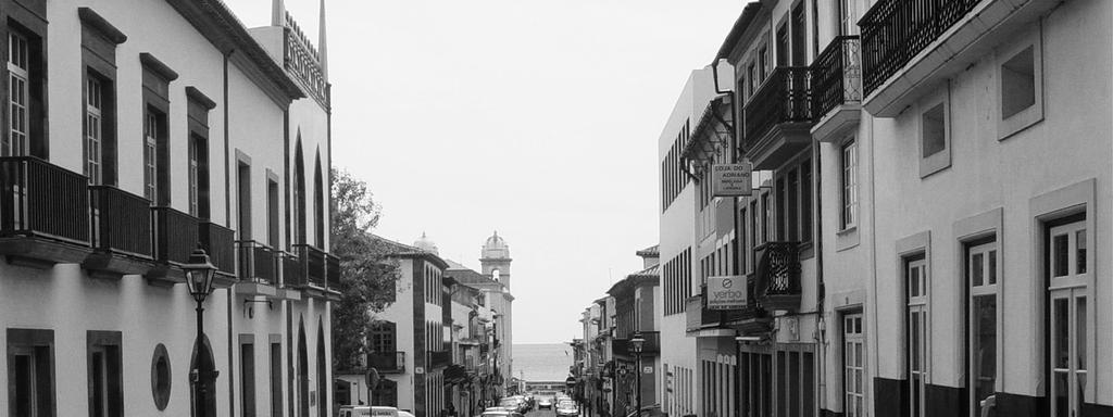 funcionamento. A cidade de Angra do Heroísmo, Património Mundial não foge a esta regra.