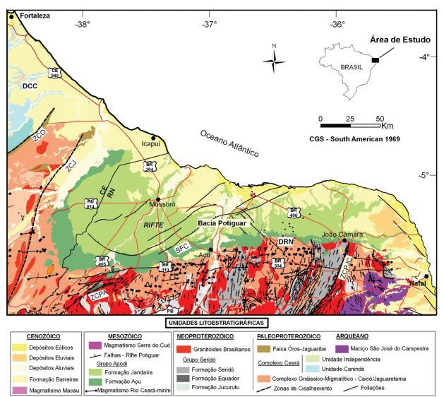 Capítulo II Geologia Regional da Bacia Potiguar 2.1 Introdução Inserida no extremo leste da Margem Equatorial Brasileira, a Bacia Potiguar abrange 48.000 km², sendo 21.500 km² onshore e 26.