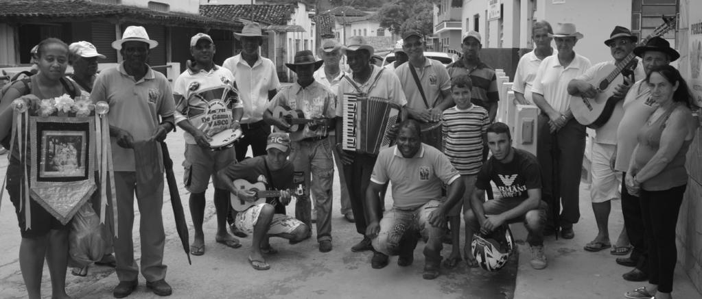 Tradição da Folia de Reis de Rio Espera é mantida Folia de Reis Estrela do Oriente passou por todos os cantos da cidade Por mais um ano, as Folias de Reis de Rio Espera percorreram as casas das