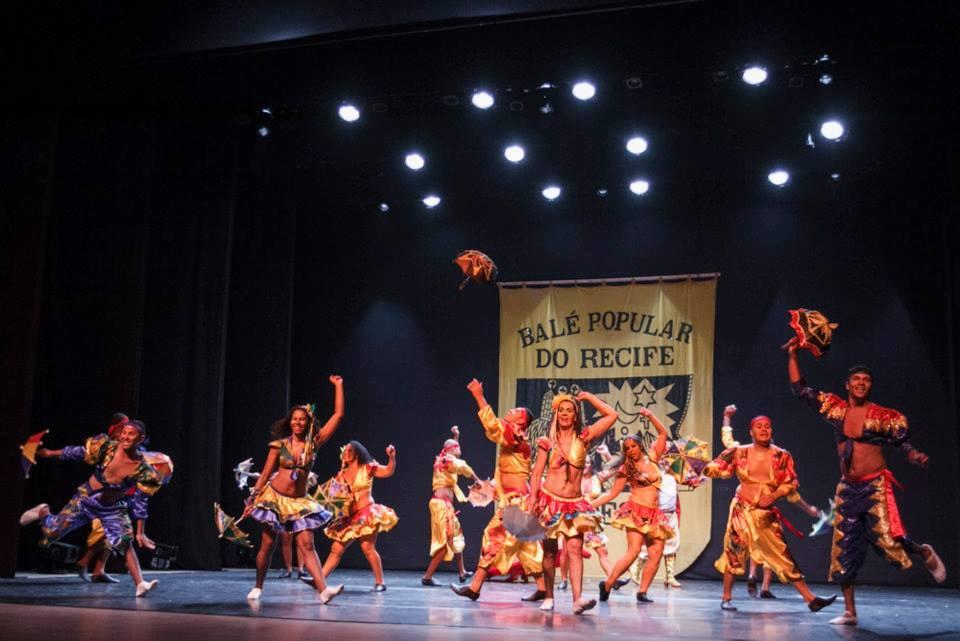 Espetáculos Nordeste - a dança do Brasil é o espetáculo mais difundido do grupo de dança, tratase de um passeio panorâmico pelas principais manifestações artísticas e culturais de Pernambuco através