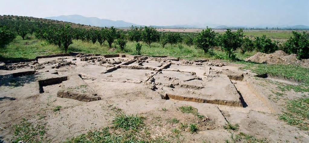 Durante a pesquisa arqueológica no Vale do Macacu foram identificados 49 novos sítios, além dos 173 conhecidos antes do início do levantamento realizado no Estudo de Impacto Ambiental, somando um
