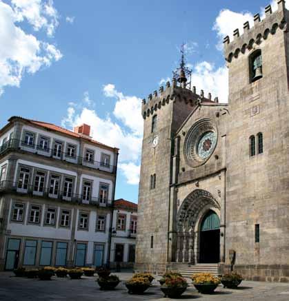 47 percurso percurso Avenida Conde Carreira Avenida dos Combatentes da Grande Guerra Passeio das Mordomas da Romaria Rua Cândido dos Reis Praça da República Passeio das Mordomas da Romaria 4 Largo