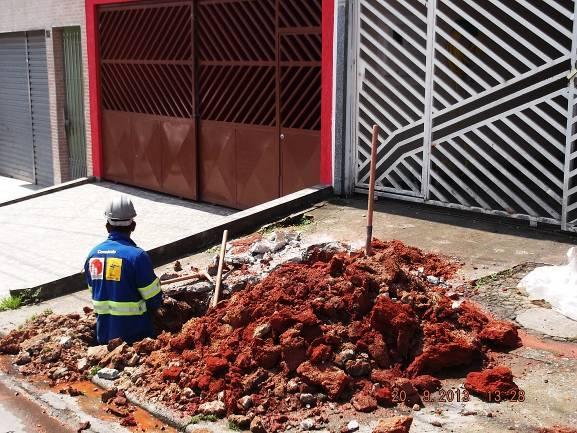 38 gravidade até as EEEs já em operação, deste modo o esgoto segue caminho até a estação de tratamento mais próxima.