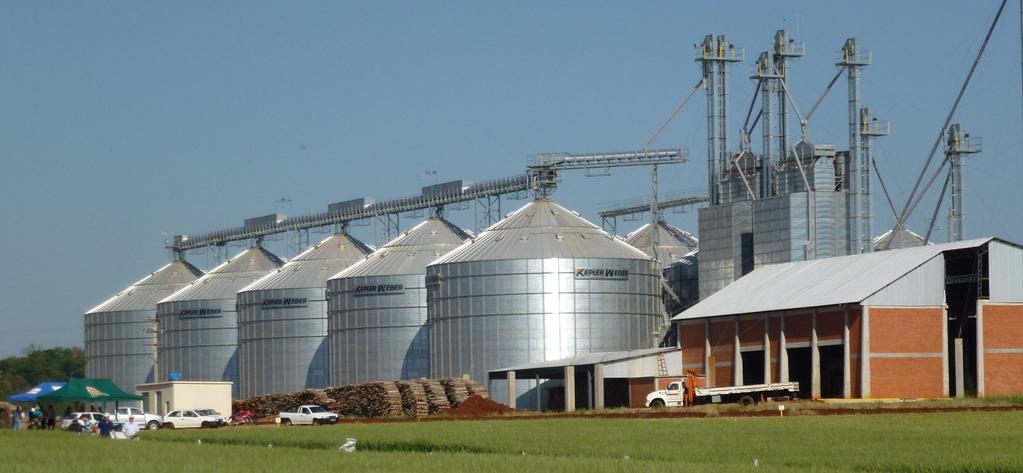 Ano I N 7 Janeiro 2012 Cotações Industriais foto: Ronaldo Perez Algodão A cotação para o óleo do algodão no mês de dezembro nos estados de Goiás e Minas Gerais apresentaram diferença no preço médio,