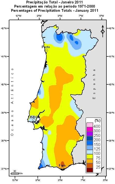 2. Precipitação Total A média regional da quantidade de precipitação em Portugal Continental foi próxima do valor normal (1971-2000) para o mês, classificando-se (em relação aos decis) como um mês