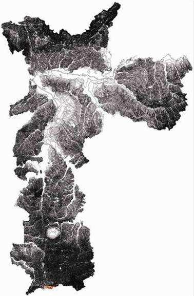 288,8 hab/km 2 PIB Total: US$ 108,12 bilhões (Fonte: IBGE/Seade 2005) PIB per capita: US$ 9,9 mil (Fonte: IBGE/Seade 2005) Dividida em 31 sub-prefeituras e 96 distritos Contêm: 17.