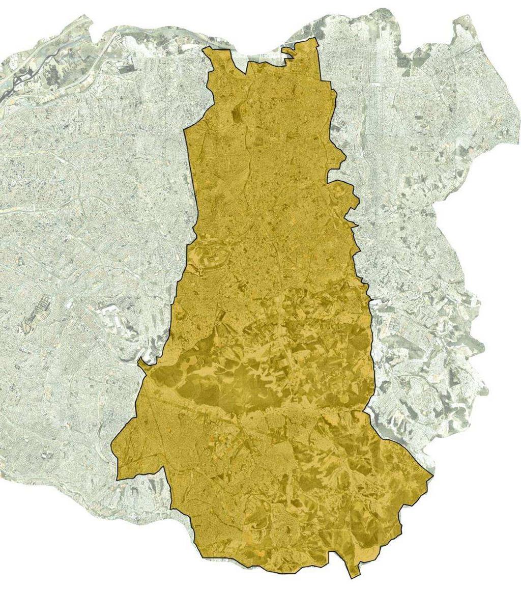 Melhoria das condições micro-climáticas e de drenagem com aumento da permeabilidade do solo, da cobertura vegetal, dos espaços públicos de convívio e lazer Acessibilidade da área OUC Rio Verde-Jacu