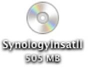 Para Mac OS X 1 Insira o disco de instalação no computador e clique duas vezes no ícone do SynologyInstall na área de trabalho.
