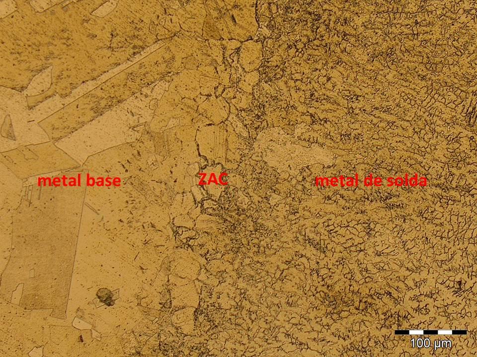 57 Assim como os aços soldados com alta energia, os aços soldados com baixa energia apresentaram uma estrutura dual na ZAC próxima à zona fundida.