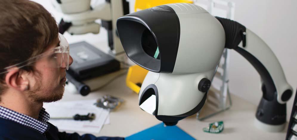 Microscópios estéreos ergonômicos Imagem superior para uma ampla gama de tarefas de retrabalho e inspeção Tecnologia óptica patenteada para visualização sem fadiga e qualidade de imagem superior FM