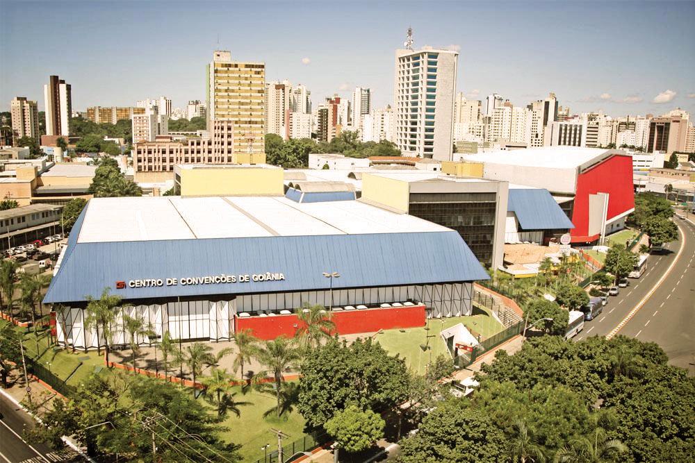 A cidade é espetacular para compras e lazer urbano.