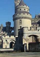 8h00 Duração aproximada : 8h00 CHARTRES & VERSALHES 185 130 1030 1180 Combina a excursão em Chartres com a