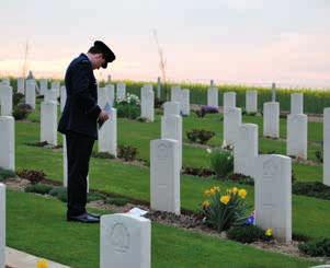 Neuvien de Beaumont-Hamel e o Mémorial Australiano de Villiers Bretonneux. Almoço livre.