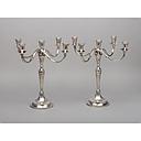 (tabuleiro): 32,5 x 52,7 cm. 1411,00 16 Par de Candelabros em Prata Par de Candelabros em Prata Portuguesa. Marca do contraste Águia, 1º Título (1938-1984), teor 916.