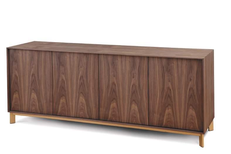 LOW sideboard Aparador horizontal disponível em nogueira, carvalho ou lacado. Base metálica á cor Cobre, Latão ou lacado. Horizontal sideboard available in wood or lacquered.