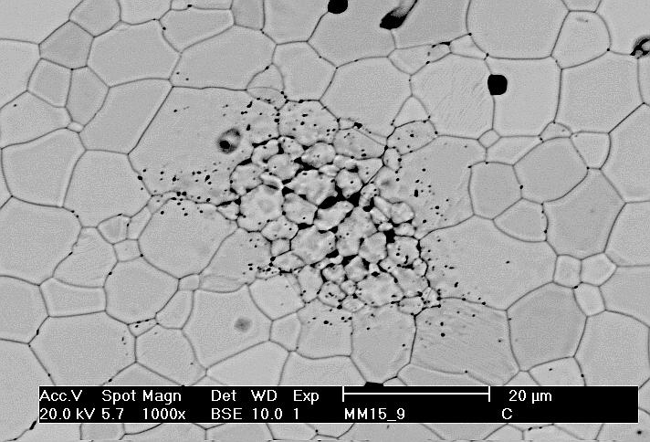 % Al(OH) 3 Figura 48 B Micrografia obtida de uma