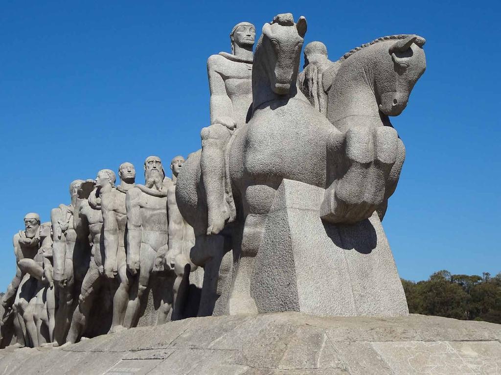 Foto: Monumento das Bandeiras AF Agropecuária - Alceu Vasone e Frank Vieira 200 milhões estima-se que é o rebanho brasileiro de bovinos de corte e leite criados a pasto 80% do gado de corte é Nelore