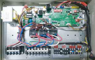 Cuidado AHUKZ-02 e AHUKZ-03 são interligados em um painel de controle principal, os sensores de temperatura T1, T2 e T2B devem conectar-se ao painel de controle principal antes do startup; T1 é o