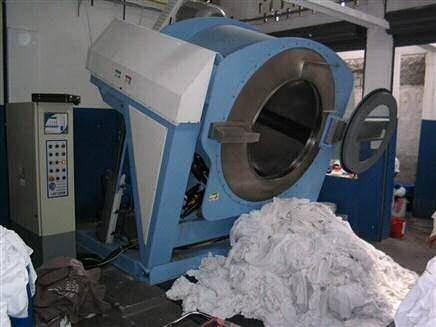 21 1.2 Lavanderias industriais Os métodos comumente aplicados para lavagem comercial de uniformes, roupas, tecidos e EPIs, são conhecidos como m todo de várias águas de sabão.