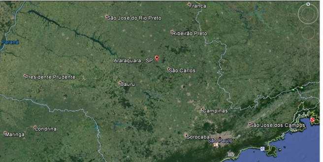 Figura 1: localização do município de Araraquara (SP). Segundo o IBGE (2015), a população estimada em 2014 era de 224.304 mil habitantes. A área total que abrange o município é de 1003,625 km 2.