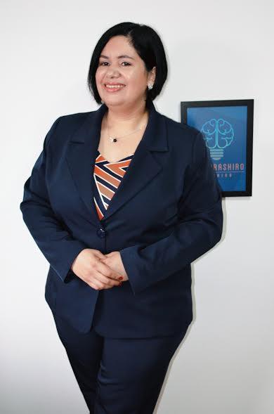 Dina Arashiro Coach de Realização Profissional e Palestrante.