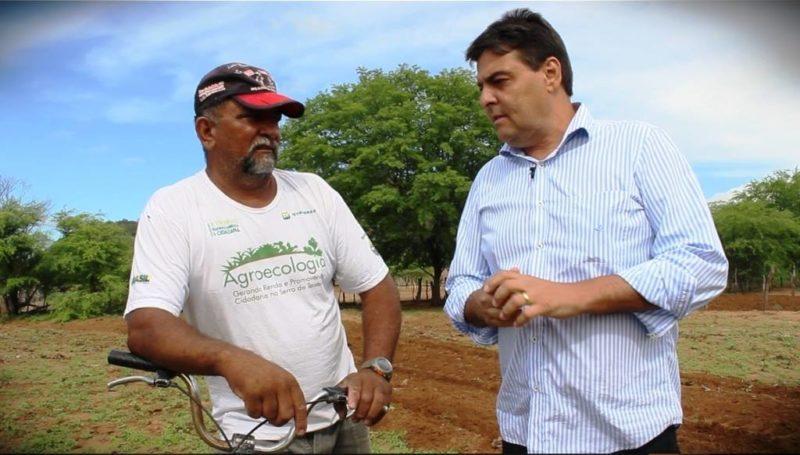 mecanização agrícola.