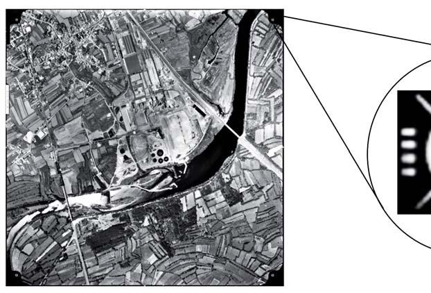 53 No exemplo de uma fotografia aérea mostrado acima, as bordas da imagem contêm registros com várias informações marginais, tais como: o número da foto, a empresa contratante, o voo, dentre outros.
