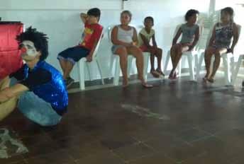 Kids, e com os Jovens estamos trabalhando com cultos