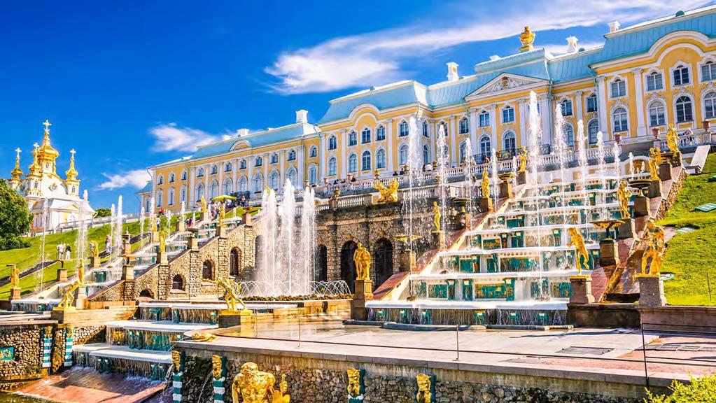 4 Dia Palácio de Peterhof Palácio de Peterhof Patrimônio Mundial da UNESCO Na tradução para o português Jardim de Pedro, Peterhof é um conjunto magnífico de palácios e jardins, conhecido como