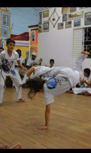 Desde o início, como professor de capoeira, Mestre Café iniciou em parceria com a escola -, o CAPOEIRA COM A ESCOLA: UMA LUTA PELA EDUCAÇÃO.