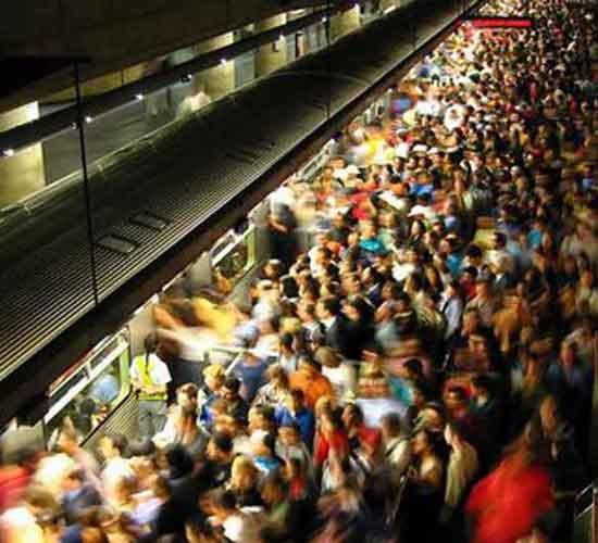 Desenvolvimento de soluções: Monitoração de volume de passageiros em estações/ trens em tempo real e otimização na integração com outros meios de