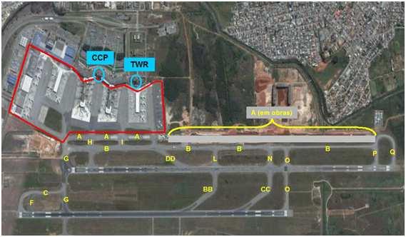 Figura 1 Lado aéreo de GRU (Fonte: Google Earth) O presente trabalho analisa na Seção 2 a capacidade do subsistema pistas referentes aos 20 aeroportos em estudo.