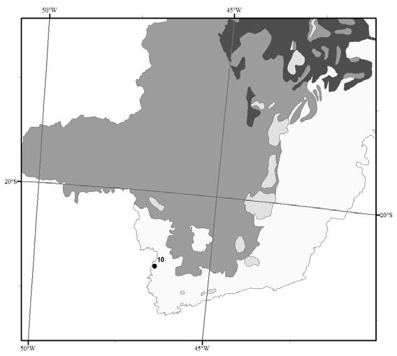 FIGURA 4 Distribuição geográfica de Lophostoma brasiliense no sul de Minas Gerais. 0 Poços de Caldas. Micronycteris megalotis (Gray, 842).