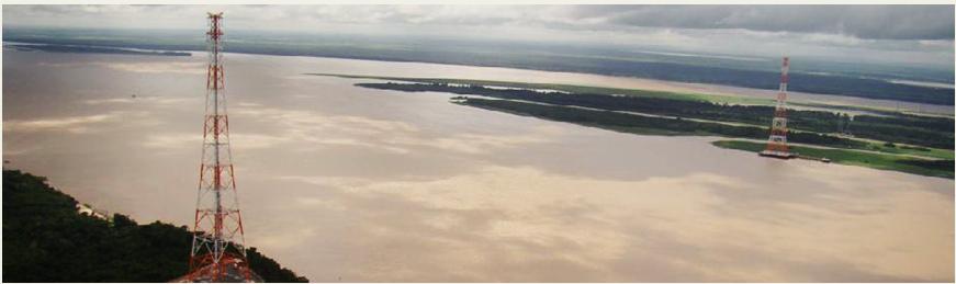 Travessia aérea (OPGW) do Amazonas, Jurupari, PA: vão de 2100m, entre torres de 300m (2012) Torres