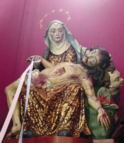 Nossa Senhora da Piedade, atribuída ao Aleijadinho (Serra da Piedade, Minas Gerais) Igreja no mundo inteiro.
