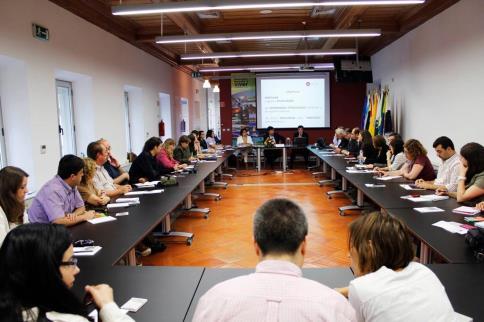 A Sessão foi dedicada à temática da Mobilidade em Territórios de Baixa Densidade, e para além do projeto piloto Transporte a Pedido no Médio Tejo, foi igualmente apresentado o Programa Porta-a-Porta.