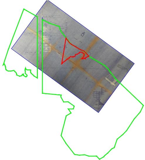 Mapa de 1986 Abaixo estão sobrepostos: 1. repetidos os perímetros área transcrição na cor verde acrescido do perímetro usucapiendo na cor vermelho.