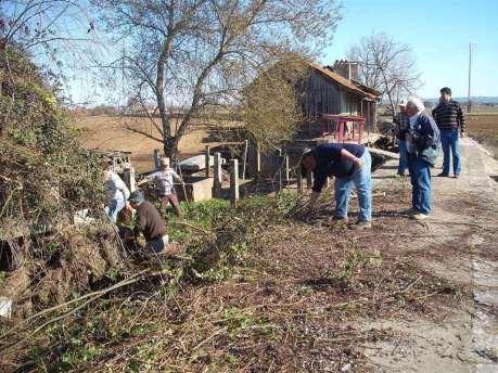 O grupo de voluntários que coopera com o Projeto Nacional da Cultura Avieira tem vindo a desenvolver sinergias