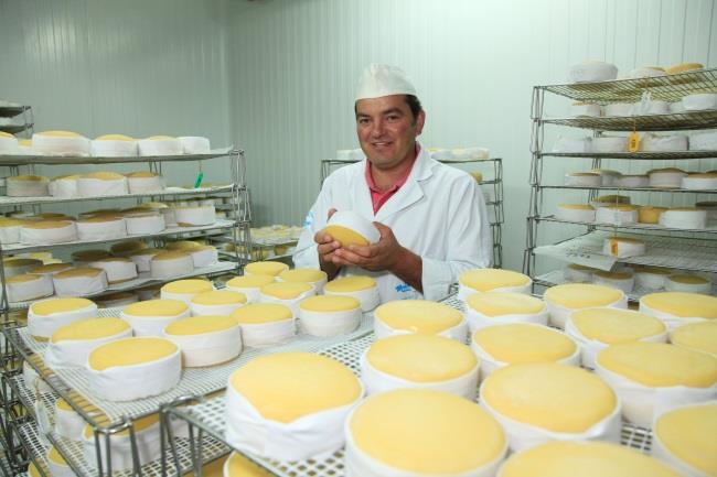 cadeia da grande distribuição a comercializar queijo Serpa DOP 200grs