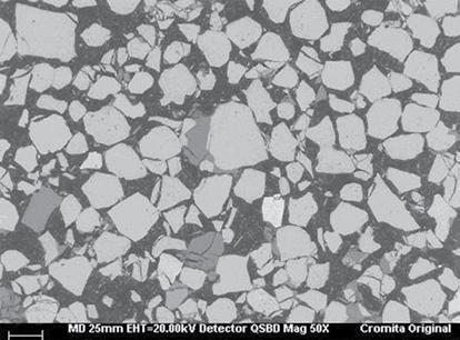 Tabela. Composição química dos materiais (%). Componente Cromita Coque petról. Cimento portland Fe-Si Silica Cal hidrat.