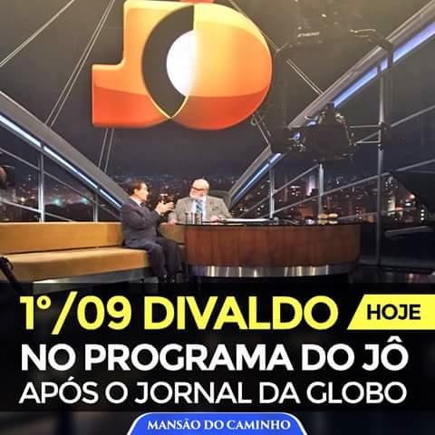 DIVALDO PEREIRA FRANCO NO PROGRAMA DO JÔ Divaldo Pereira Franco é entrevistado pelo apresentador da Rede Globo de Televisão no Programa do Jô, conta histórias de sua infância, esclarece sobre a